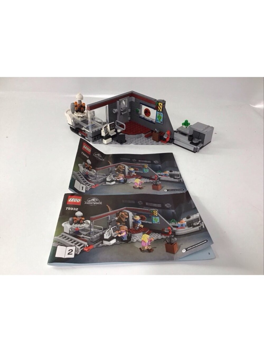 LEGO Jurassic World: Jurassic Park Velociraptor Chase (75932)